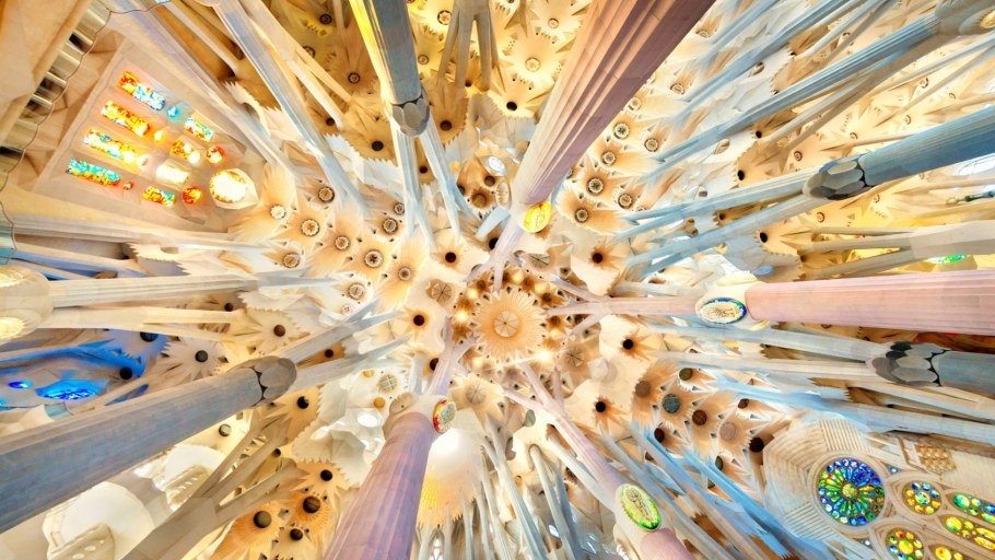 Здания Антонио Гауди