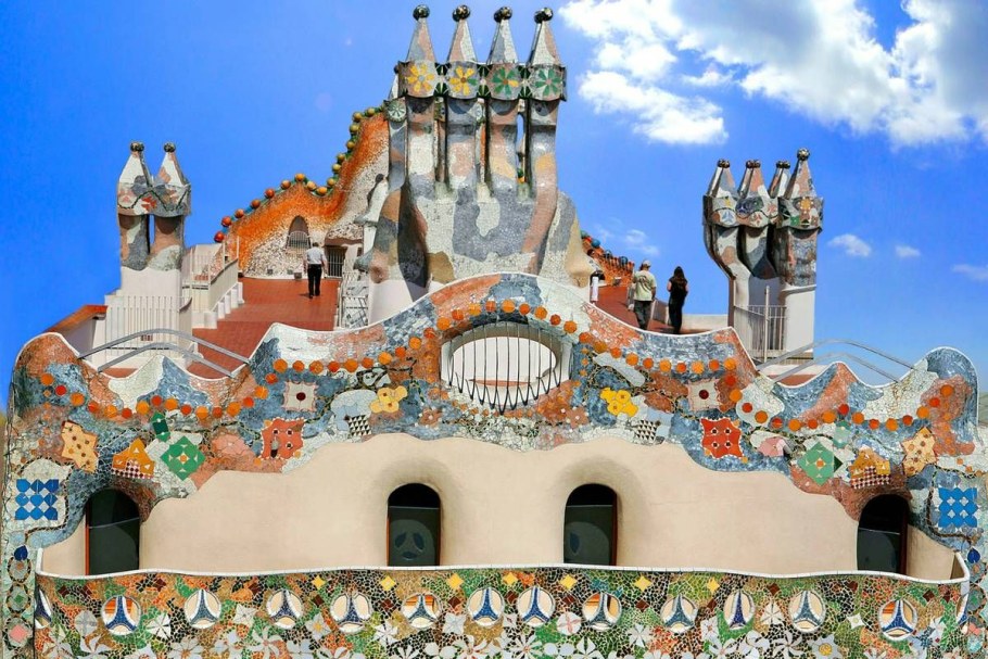 Антонио Гауди архитектура