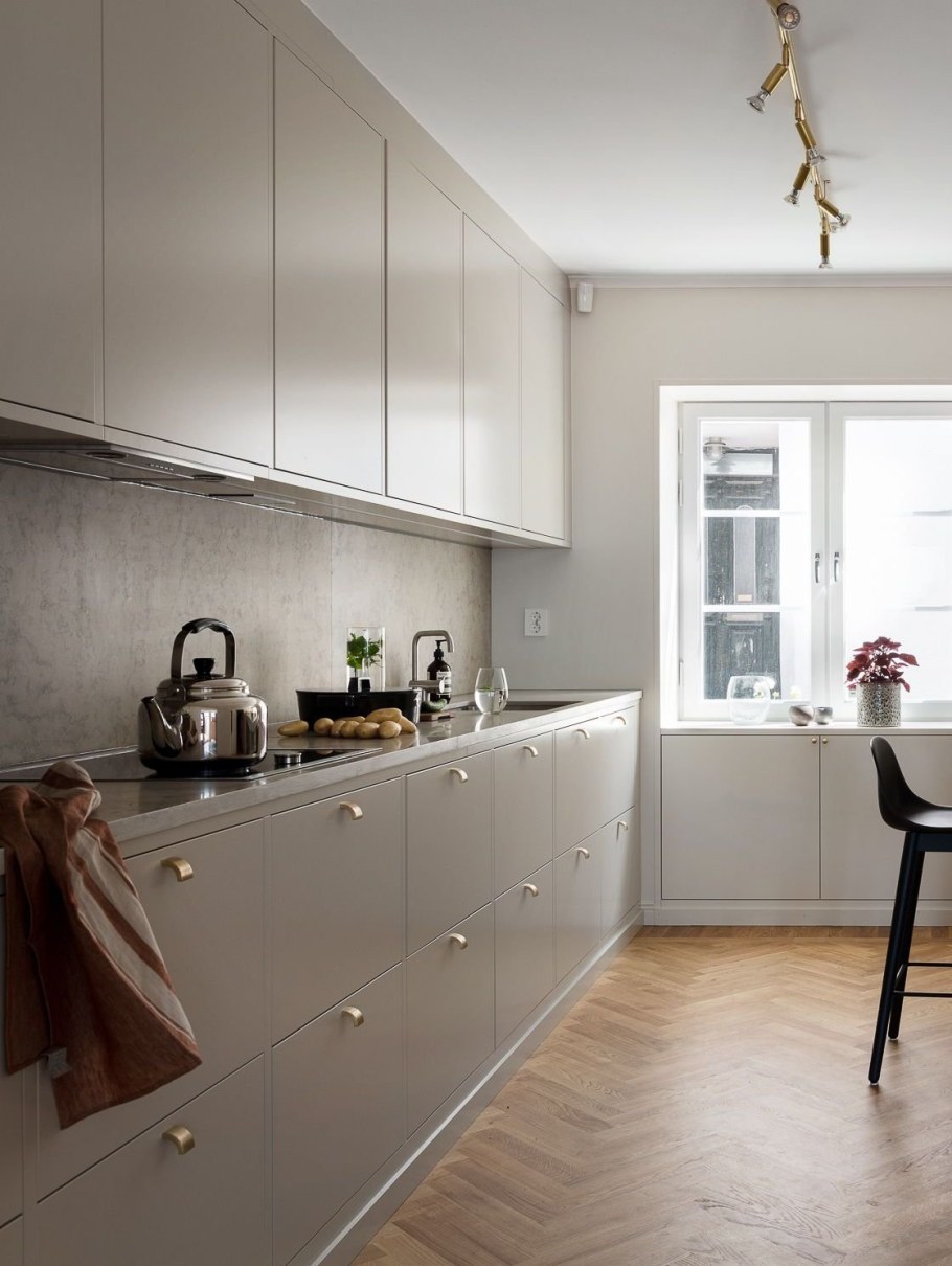 Кухня икеа Рингульт светло-серый