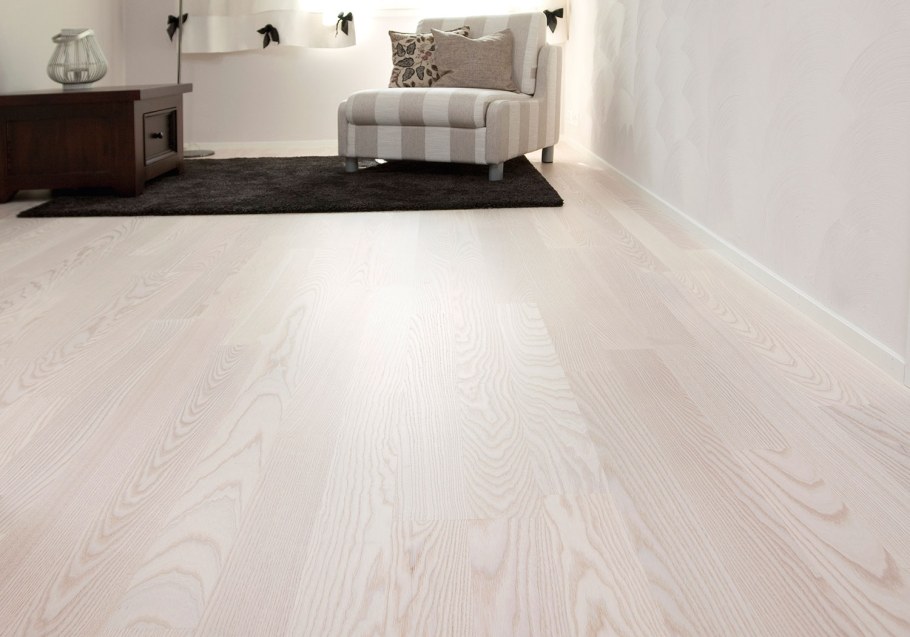 Ламинат беленый ясень в интерьере