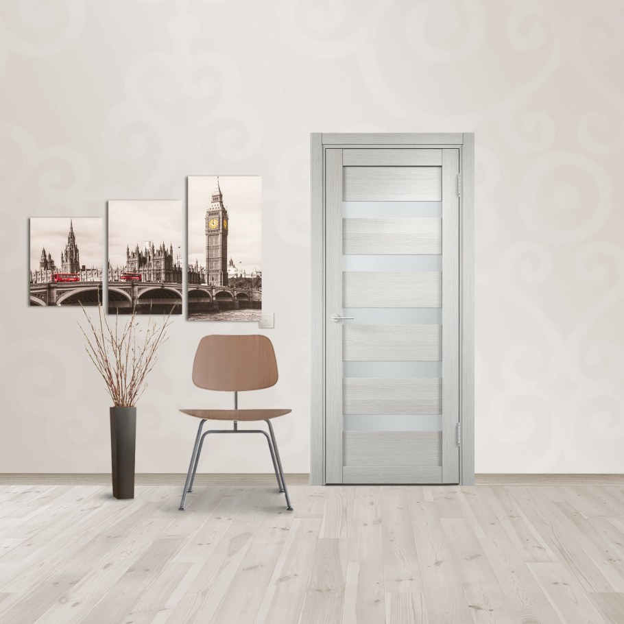 Светлые двери в интерьере