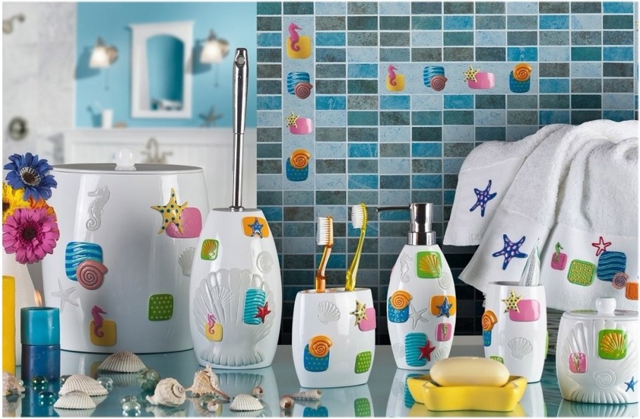 Принадлежности для ванной комнаты и туалета