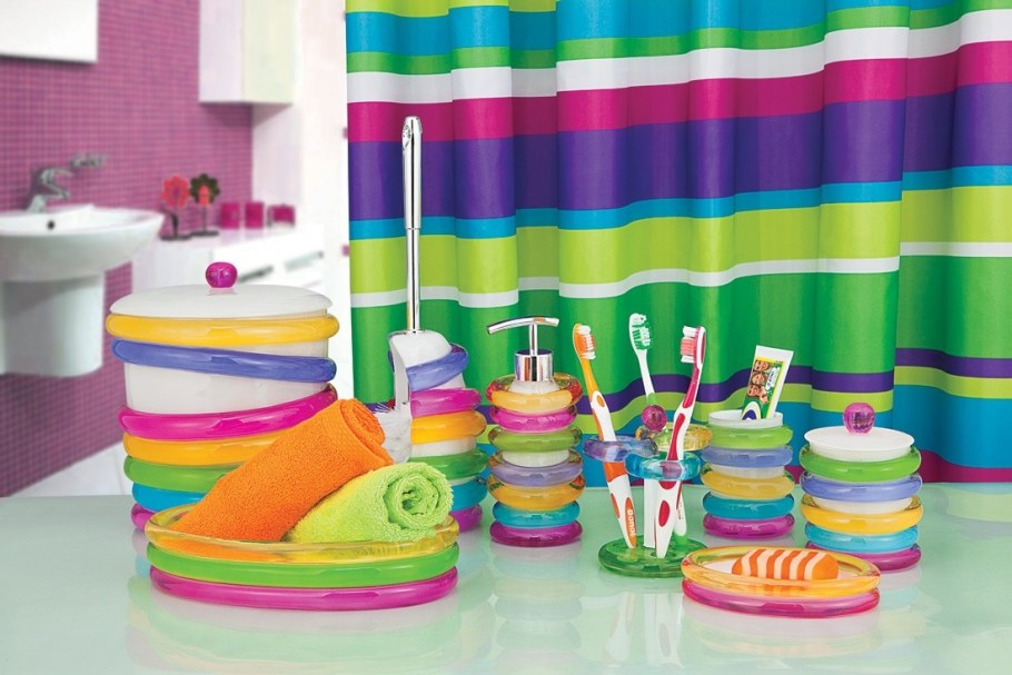 Яркие аксессуары