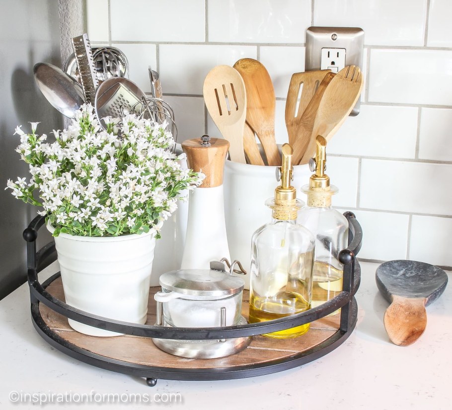 Декор из кухонной утвари