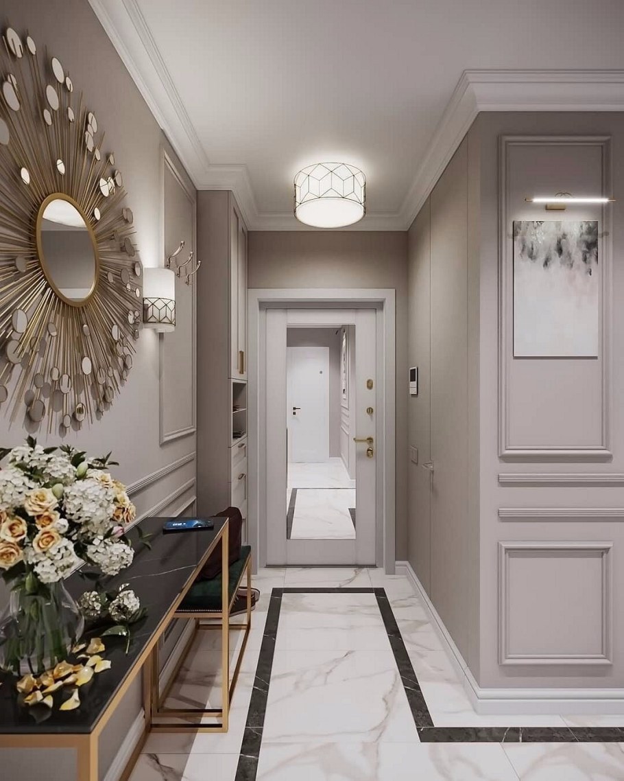 Прихожая в светлых тонах