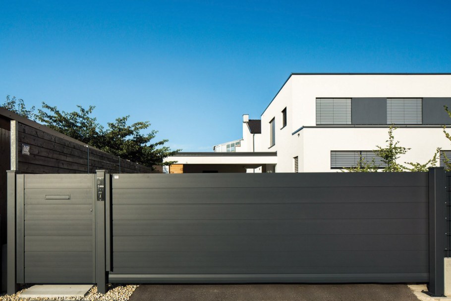 Забор из алюминия