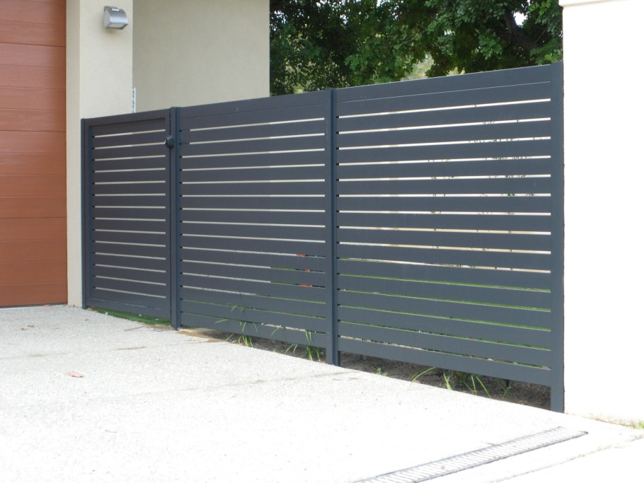 Алюминиевые заборы современные