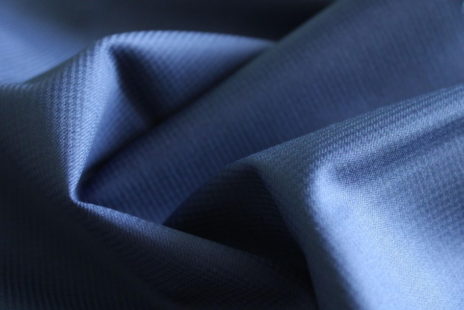 Полушерстяная ткань