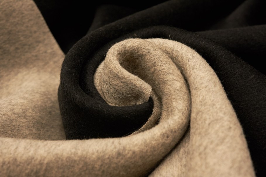 Пальтовая шерстяная ткань