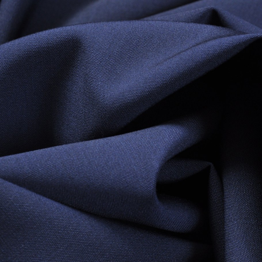 Костюмная полушерстяная ткань