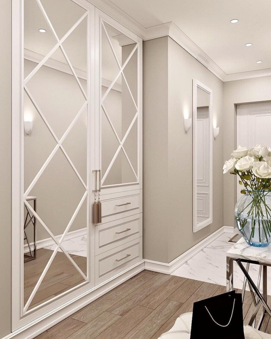Красивые шкафы в прихожую