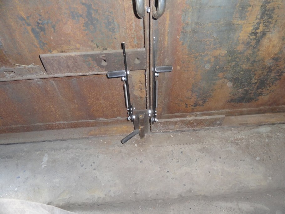 Эксцентриковый затвор для ворот