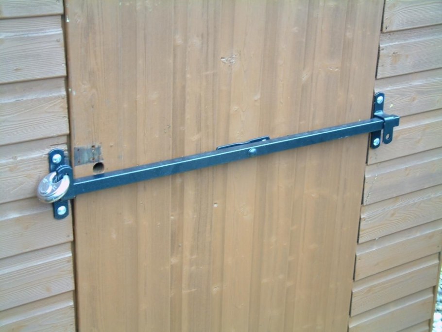 Эксцентриковая задвижка для гаражных ворот