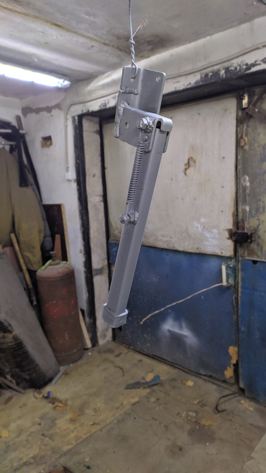 Воротные упоры гаражные