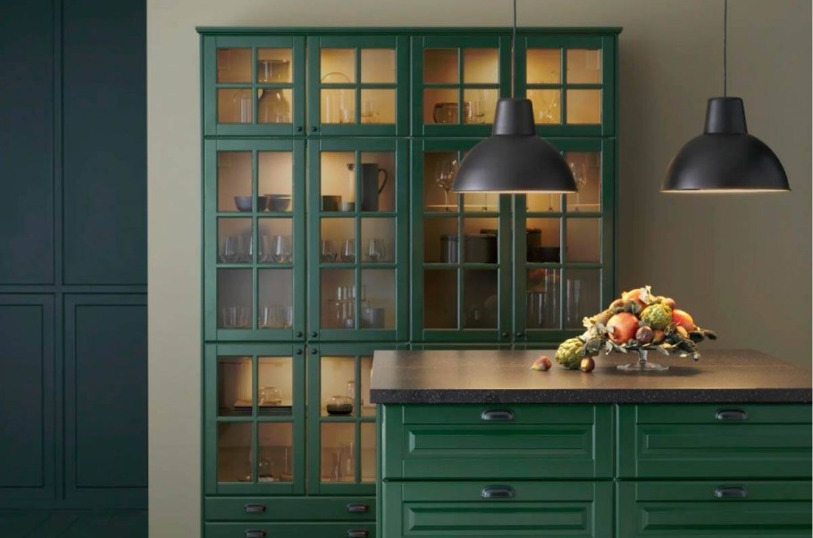 Кухня икеа Будбин зеленая