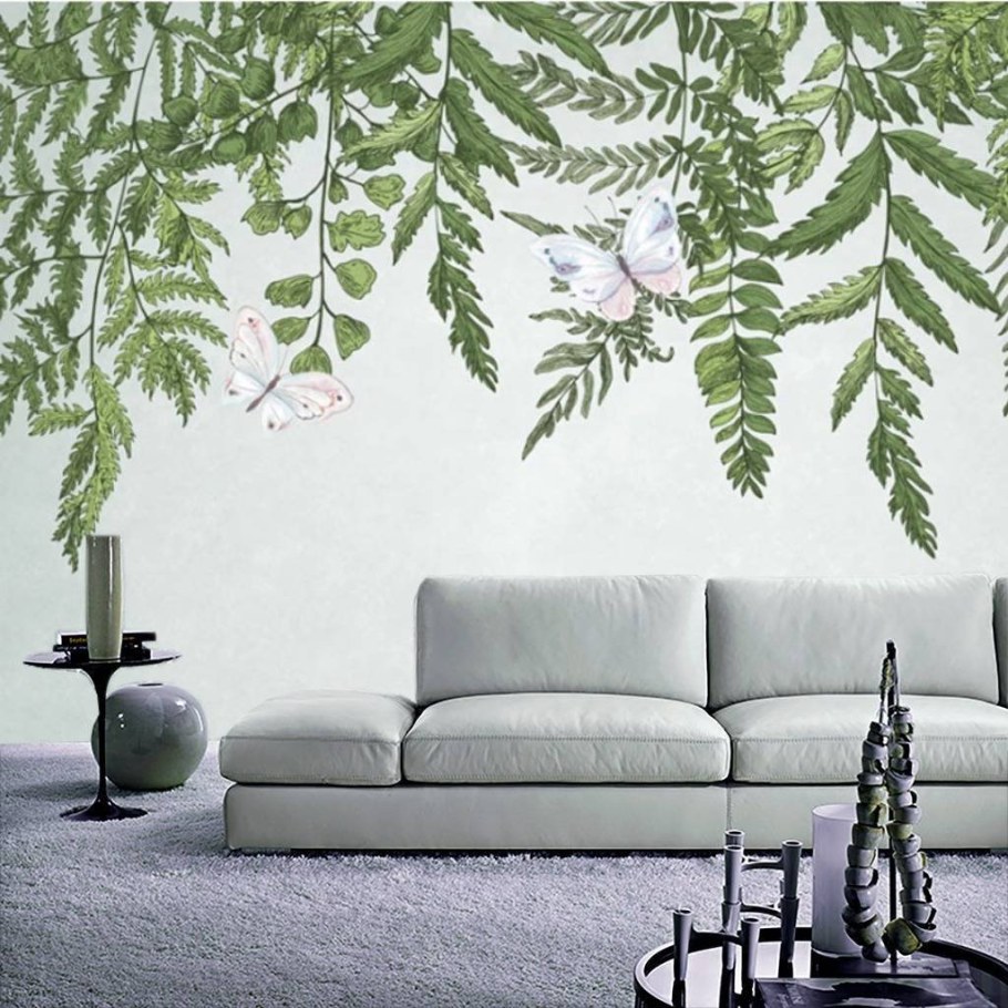 Листья на стене