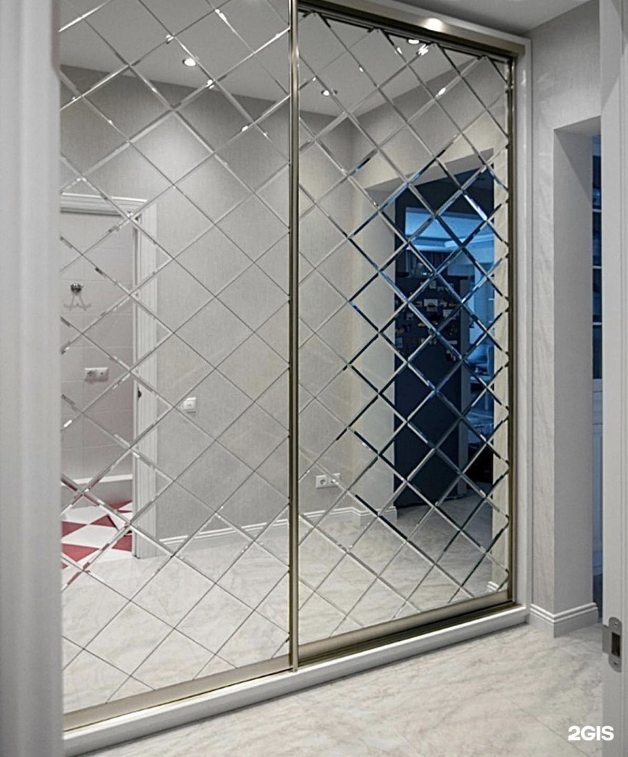 Шкаф- купе Фиеста (зеркало с фацетом)