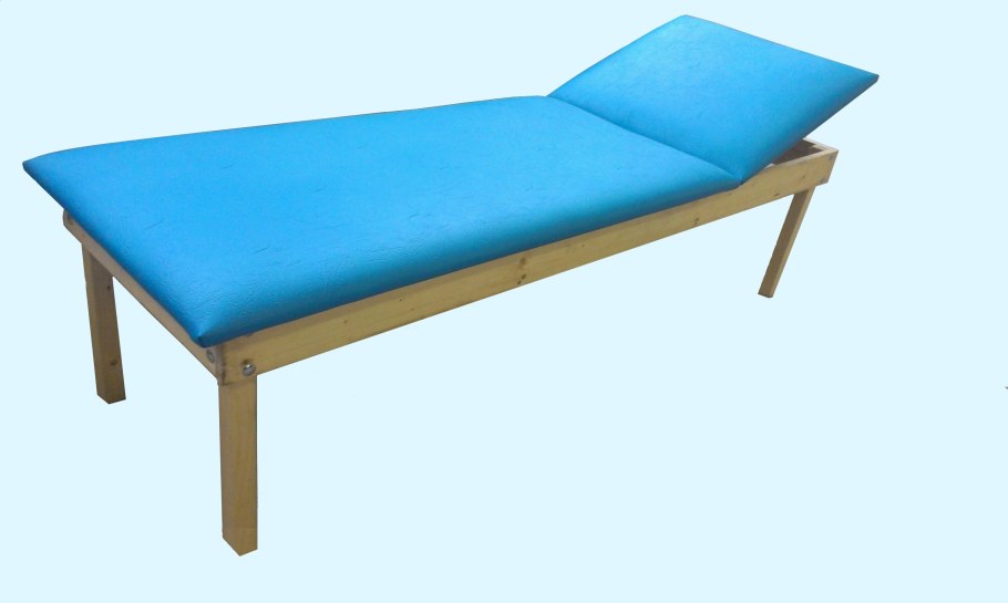 Кушетка медицинская м111-040