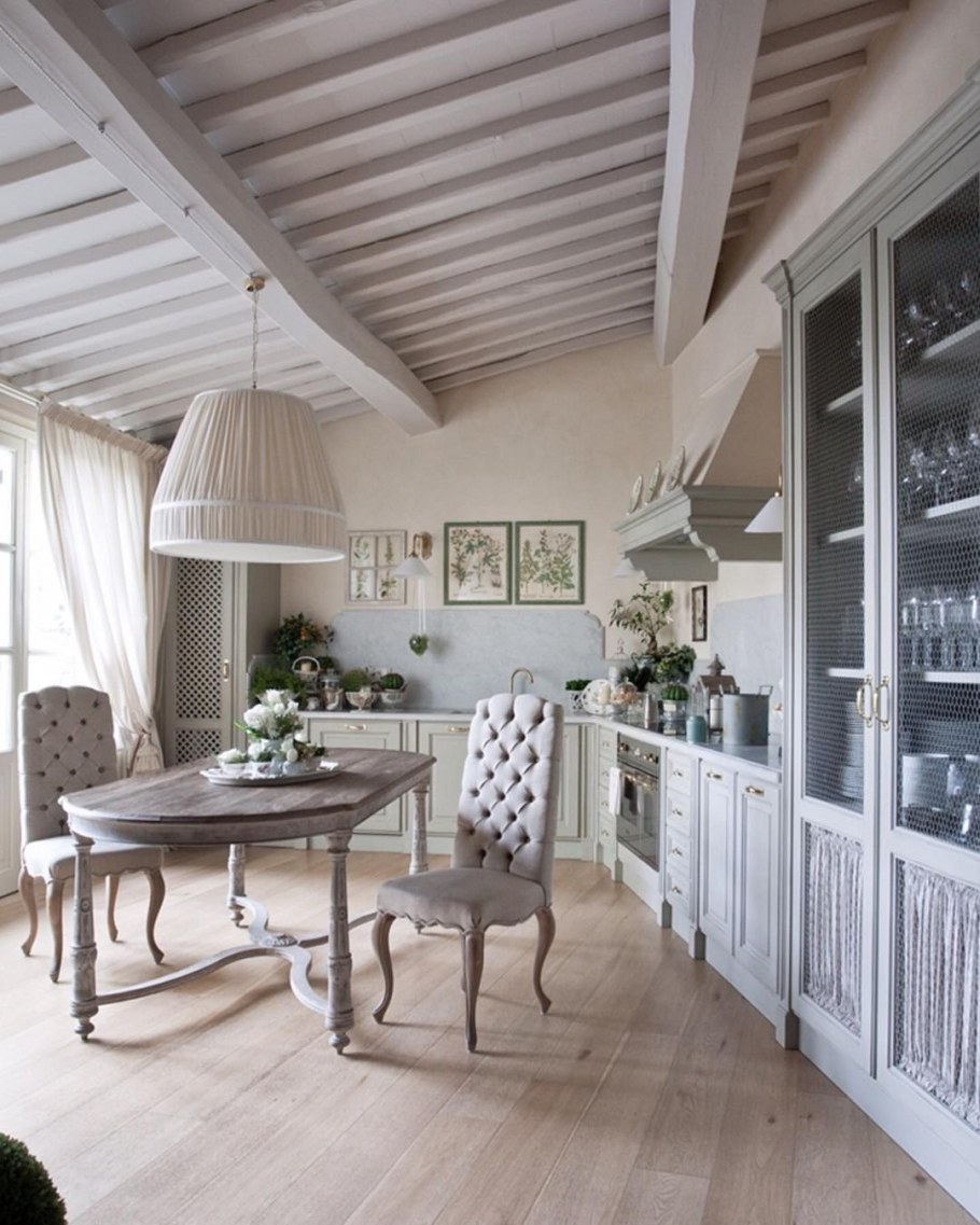 Стиль Прованс в деревянном доме