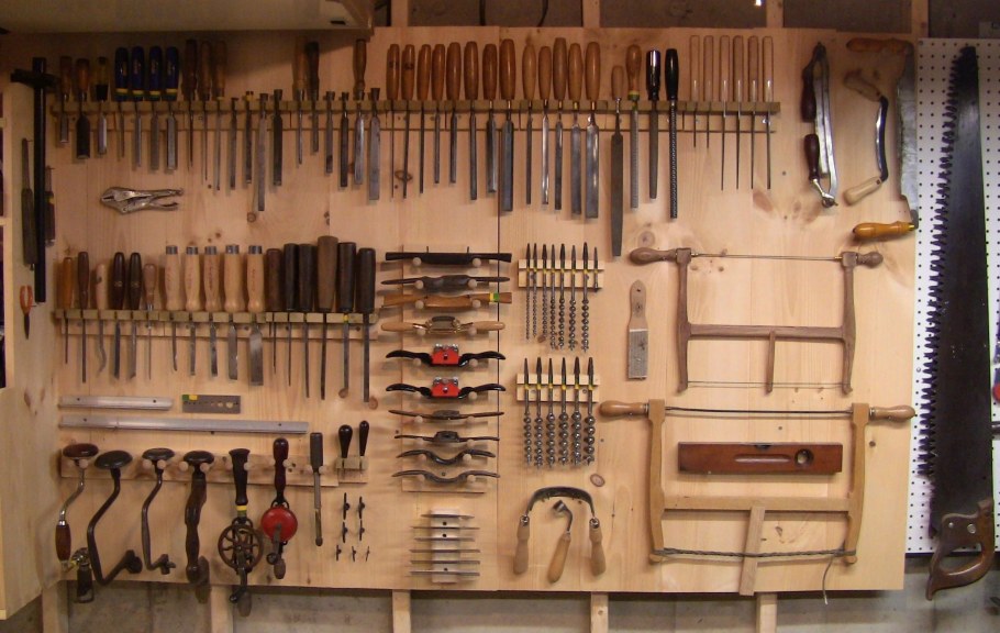 Инструмент для гаража