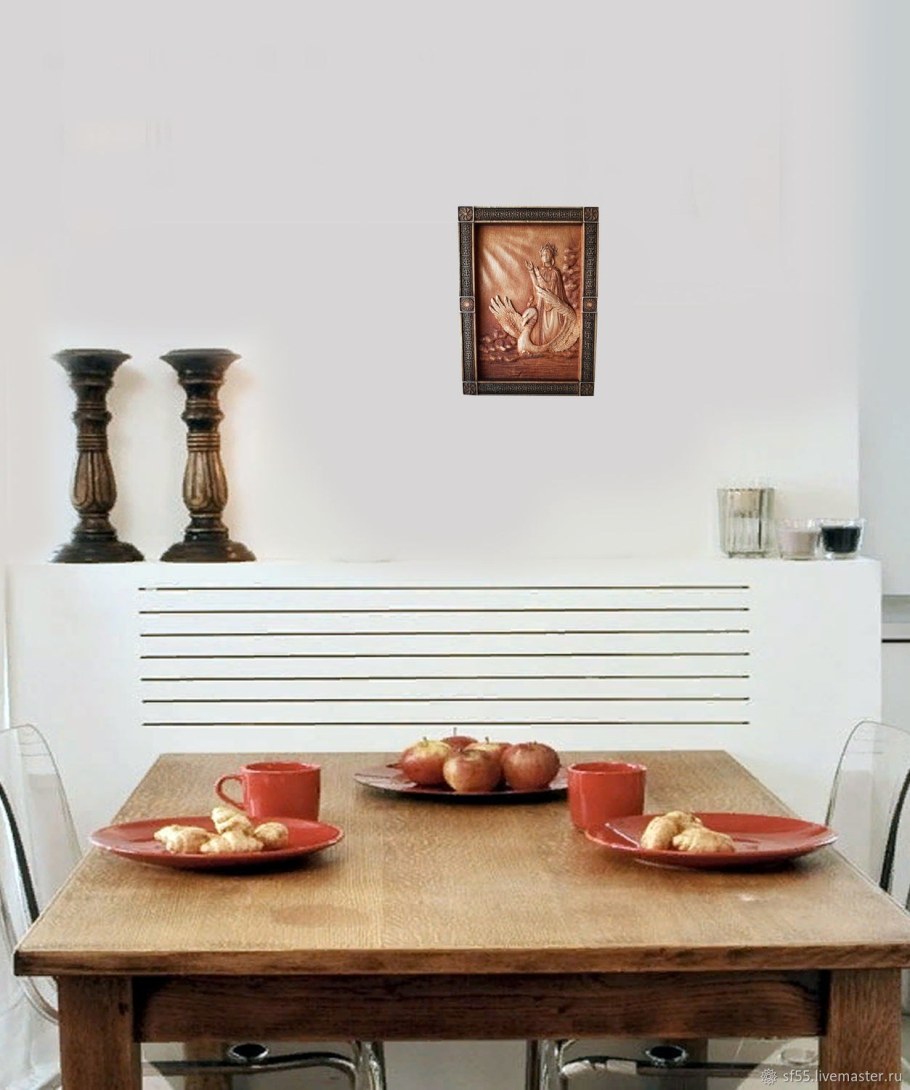 Панно над кухонным столом