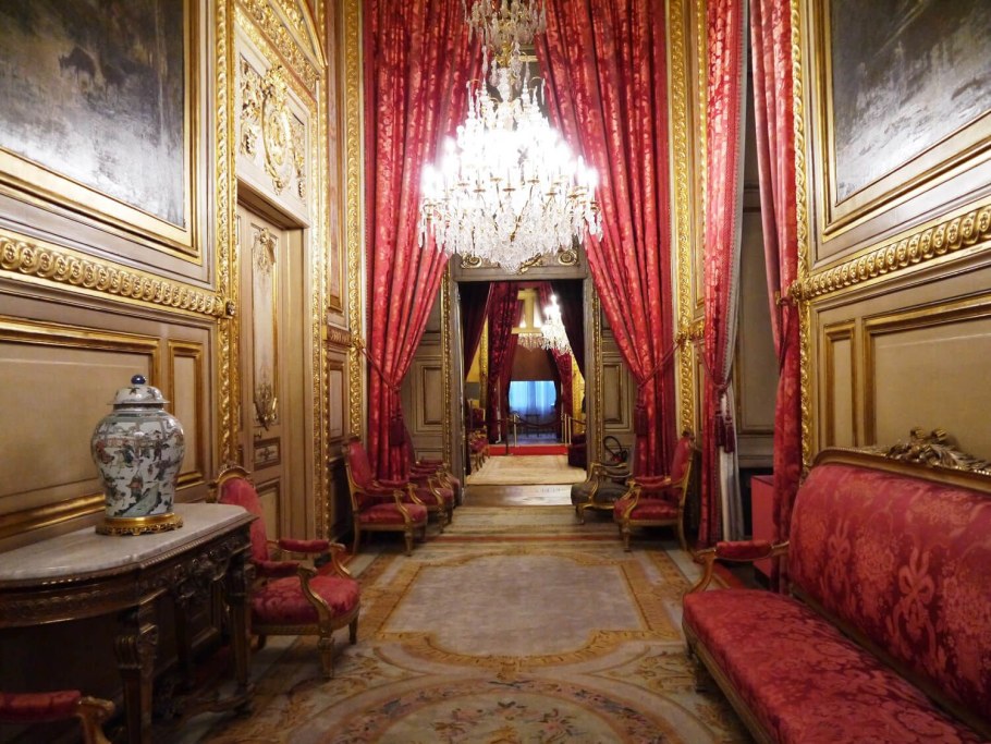 Дворец Тюильри внутри