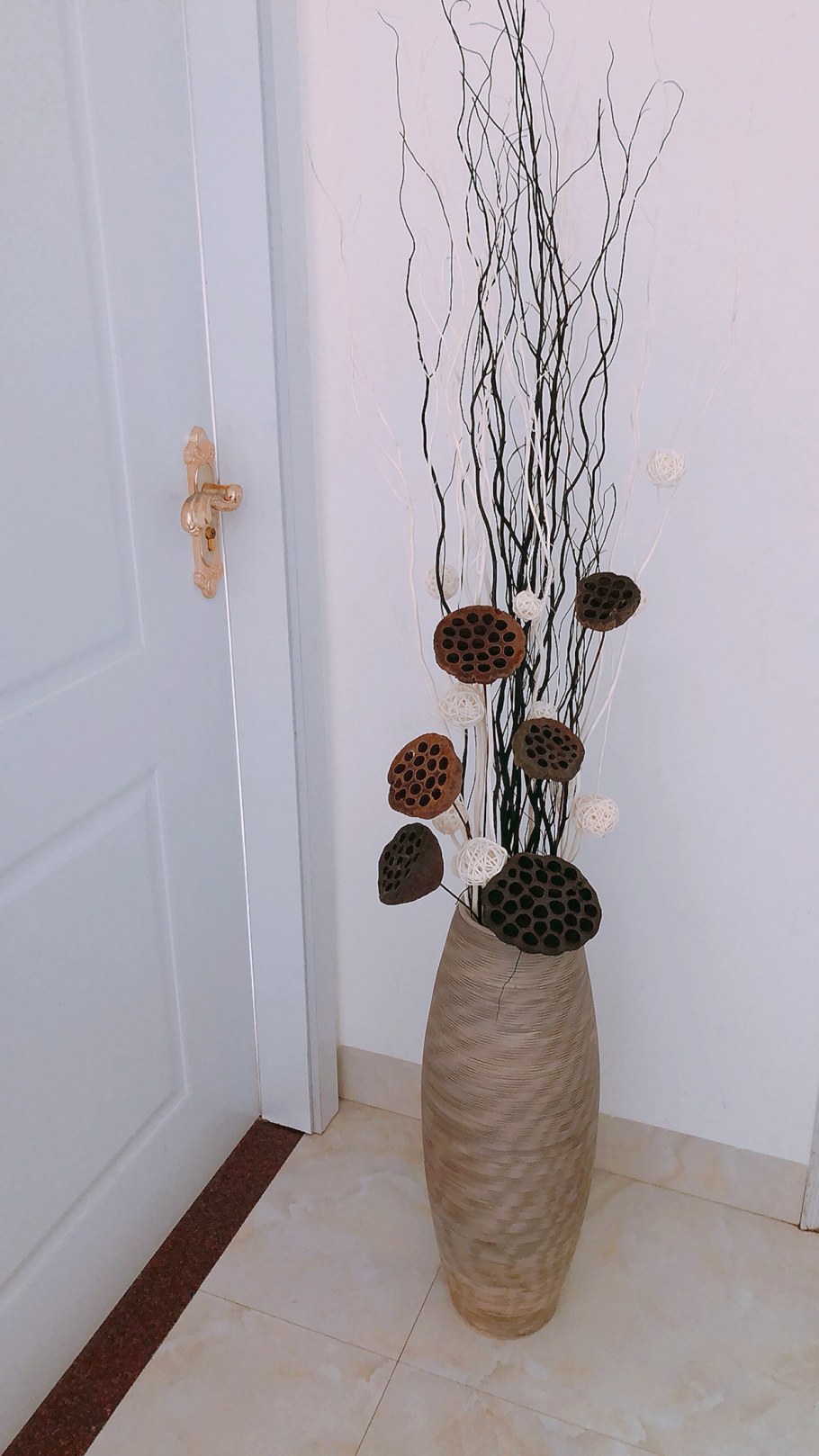 Цветы для напольной вазы