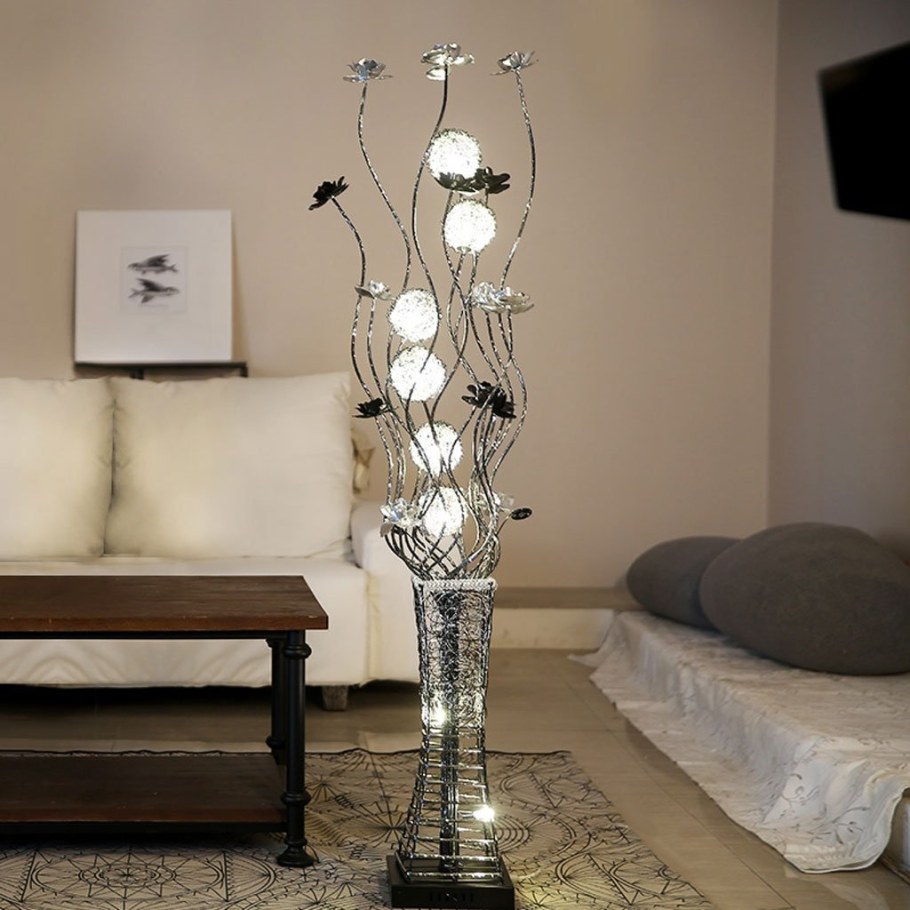 Напольные светильники в интерьере