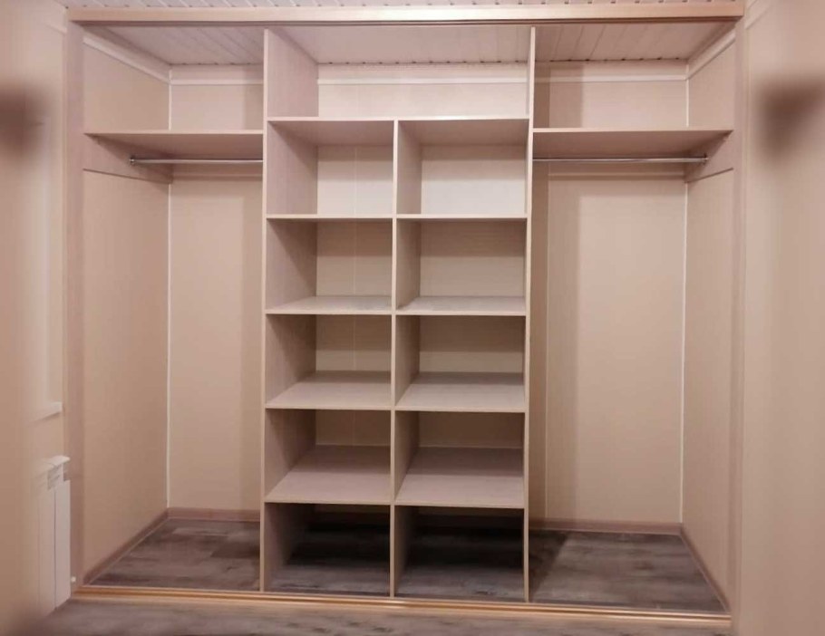 Шкаф без задней стенки встроенный