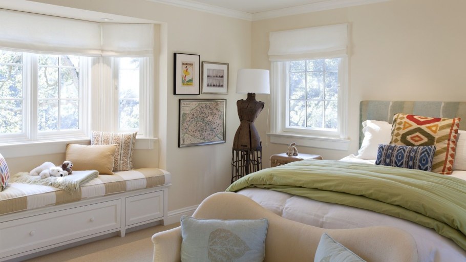 Спальня в ванильном цвете