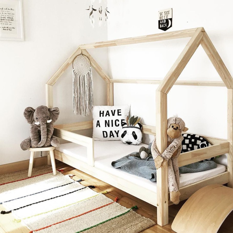 Кровать домик для детей