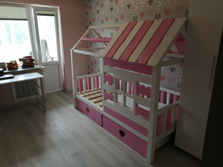 Кровать детская - домик