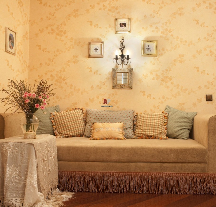 Бежевые обои