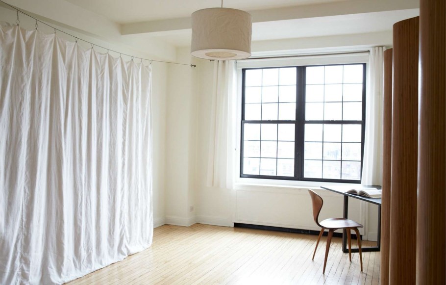 Окна без штор в интерьере