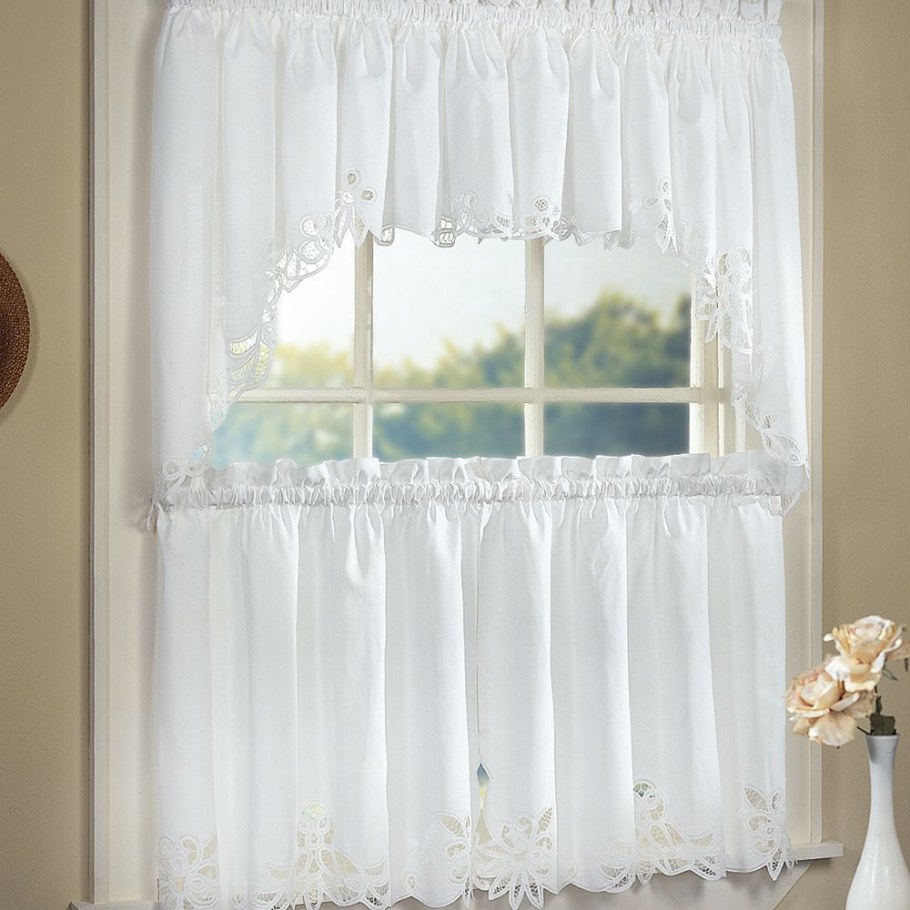 Шторы на половину окна в кухне