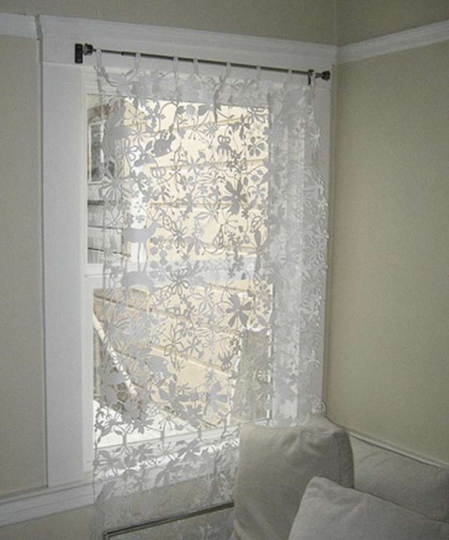 Тюль на окно в ванную комнату