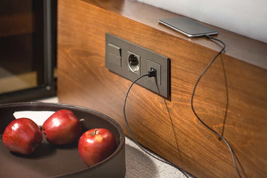 Встроенные розетки