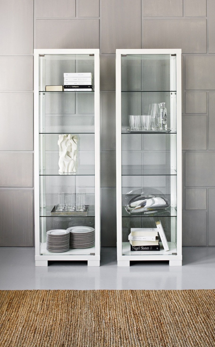 Витрина Glass Showcase