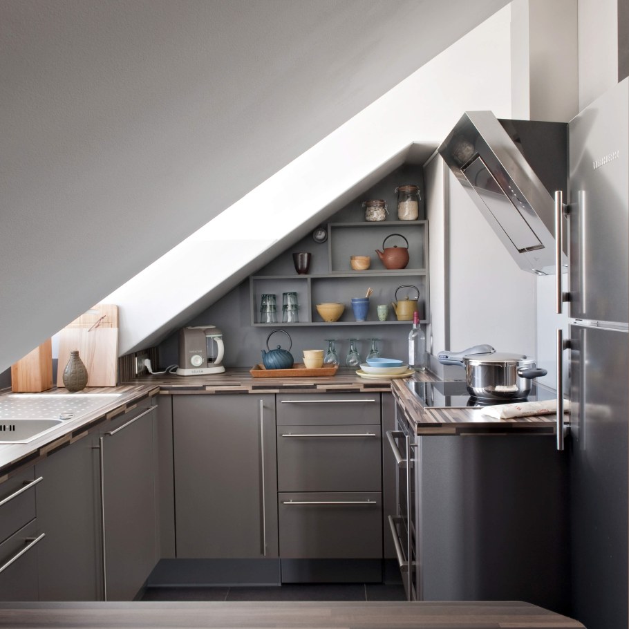 Мансардная кухня икеа