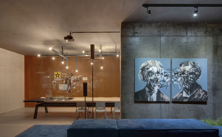 Картины для интерьера в стиле лофт