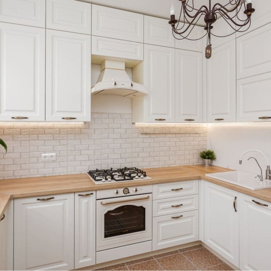 Кухня с круглыми ручками