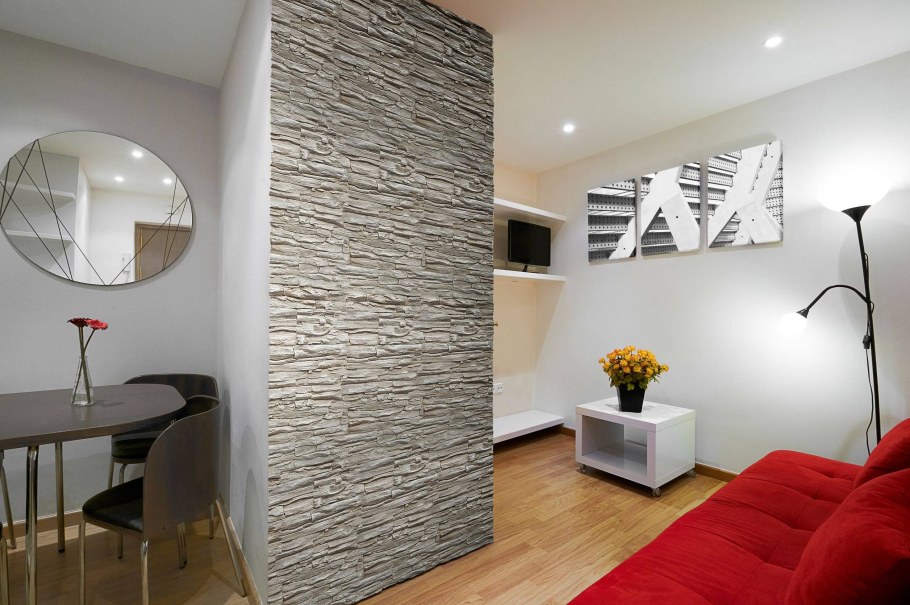 Каменная стена в интерьере