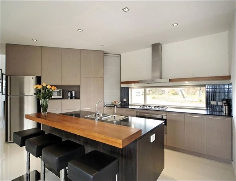 Планировка кухни с островом