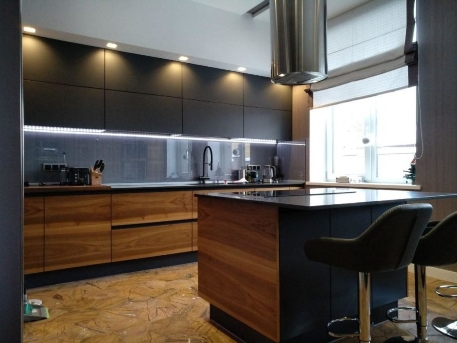 Кухня в современном стиле