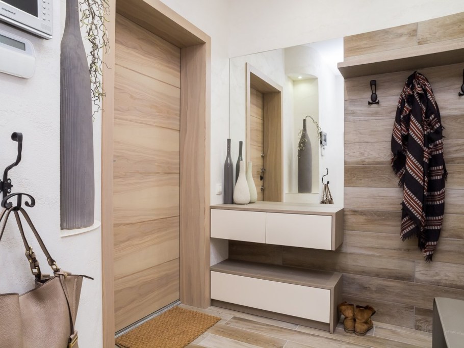 Прихожая в современном стиле