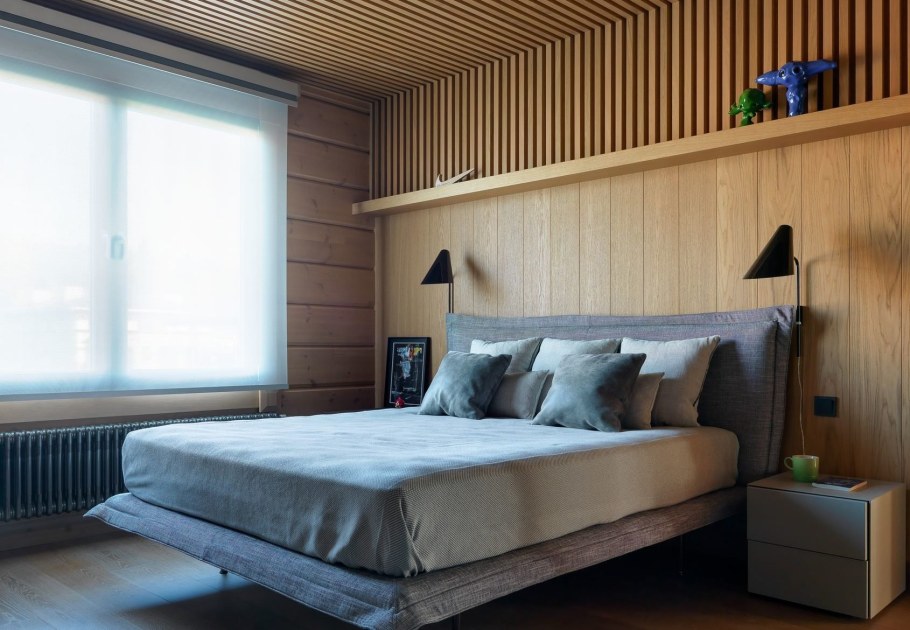 Рейки в спальне