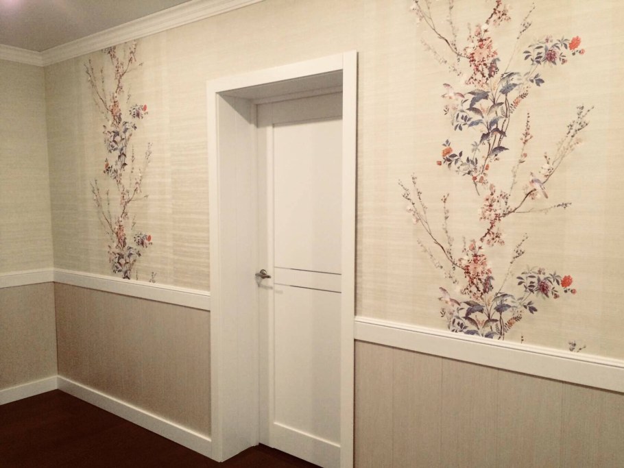 Комбинирование обоев с панелями