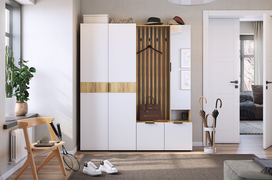 Прихожая белая с деревом