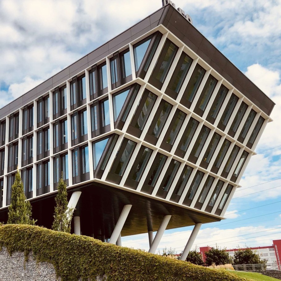 Офисное здание Дэвида Финчера