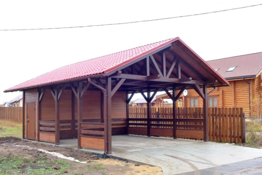 Деревянный навес под авто